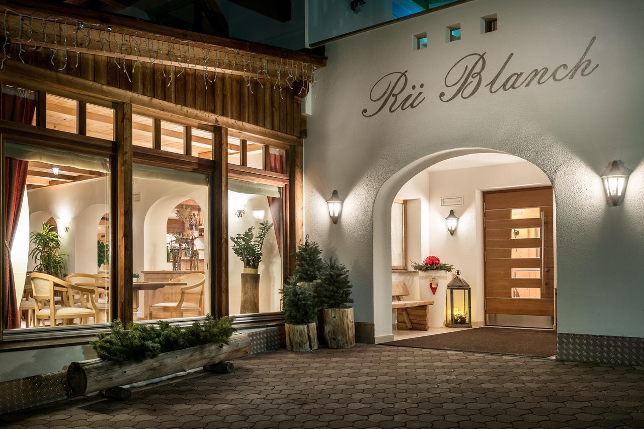 B&B - Hotel Ciasa Rue Blanch San Cassiano  Zewnętrze zdjęcie